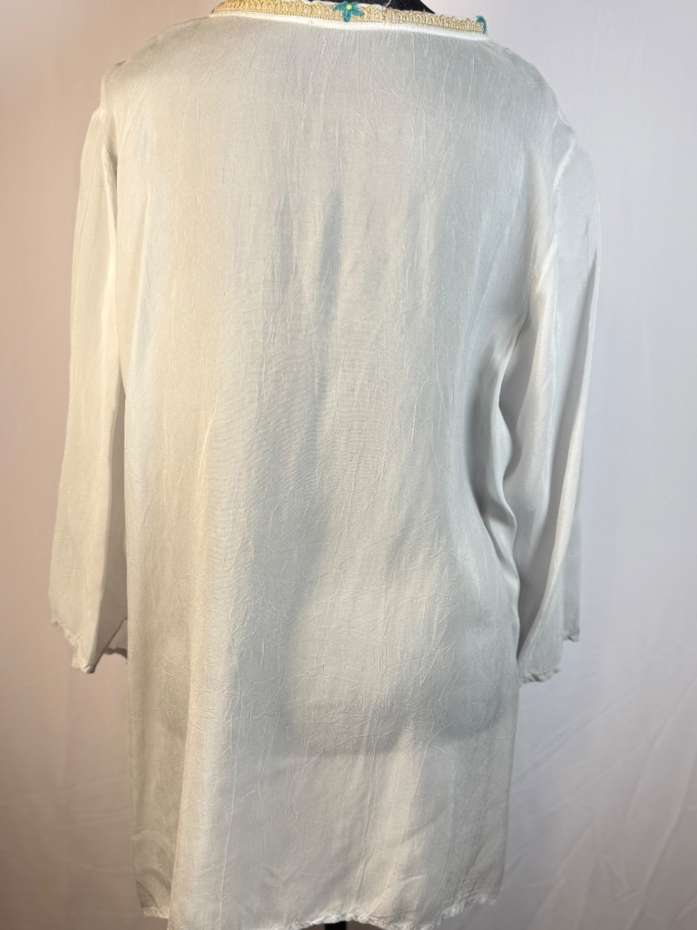 JOHNNY WAS boho embroidered v-neck peasant blouse; subtle blue; XL - Picture 3 of 9
